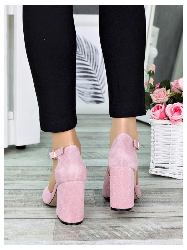 Замшеві жіночі туфлі на каблуку пудрового кольору 35684