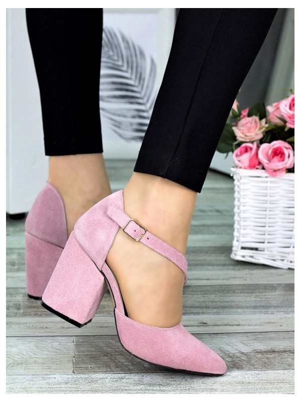 Замшеві жіночі туфлі на каблуку пудрового кольору 35684