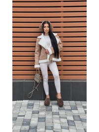 Жіноча дублянка бежевого кольору 35687