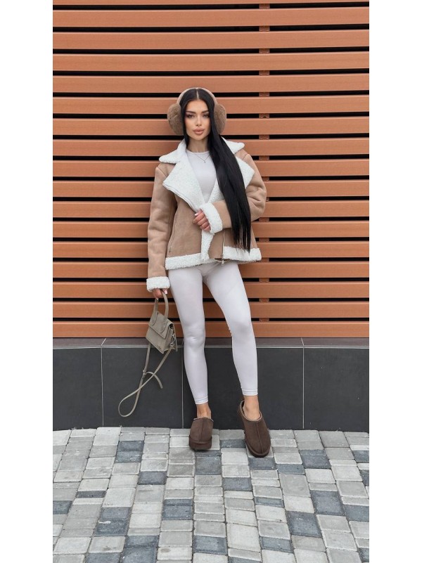 Жіноча дублянка бежевого кольору 35687