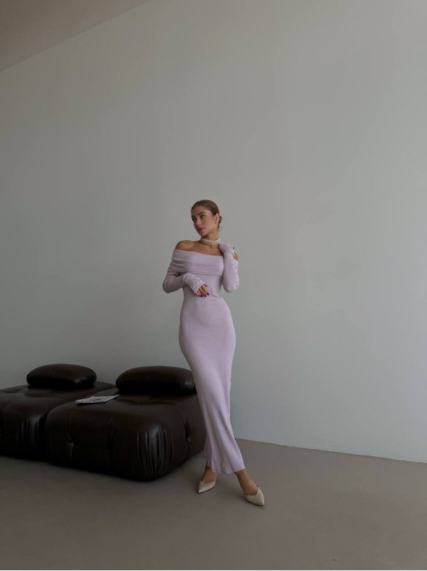 Довга сукня з ангори з відкритими плечима лавандового кольору 35697