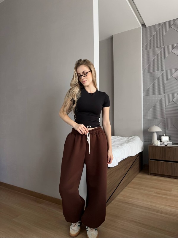 Жiночi широкi штани на флiсi коричневого кольору 35704