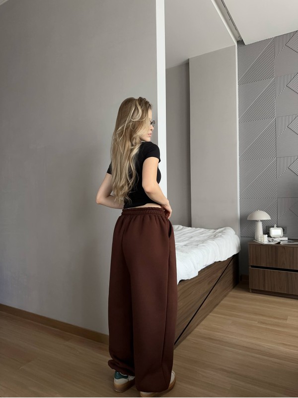 Жiночi широкi штани на флiсi коричневого кольору 35704