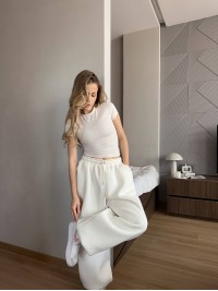 Жiночi широкi штани на флiсi молочного кольору 35711