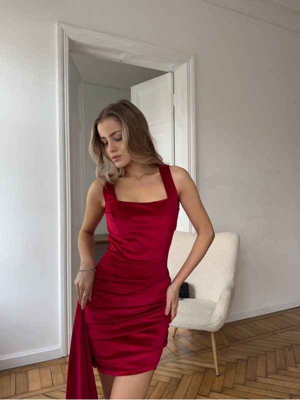 Вечірня оксамитова сукня мiні зiшлейфом червоного кольору 35714