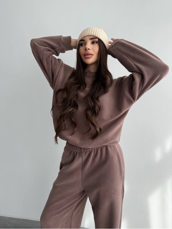 Жіночий костюм iз плюшевого флісу кавового кольору 35718