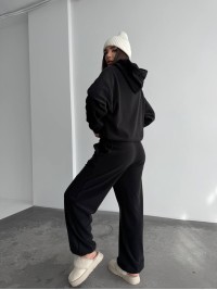 Жіночий костюм iз плюшевого флісу чорного кольору 35719