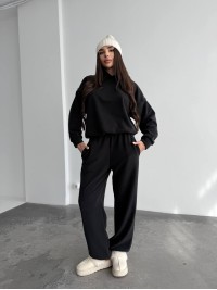 Жіночий костюм iз плюшевого флісу чорного кольору 35719