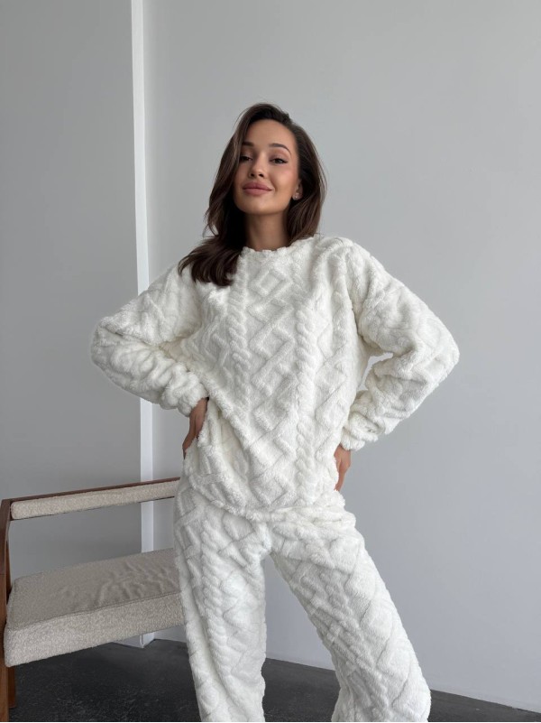 Жіночий теплий домашній костюм молочного кольору  35728