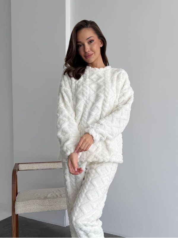 Жіночий теплий домашній костюм молочного кольору  35728