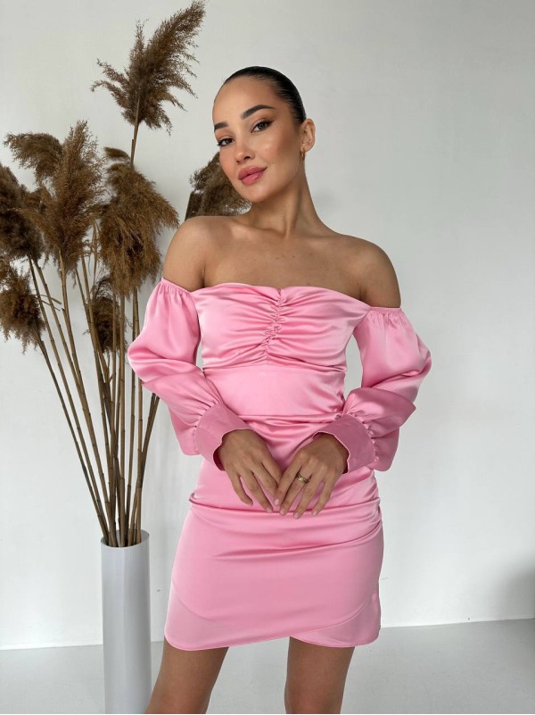 Вечірня сукня міні з вiдкритими плечима рожевого кольору 35735