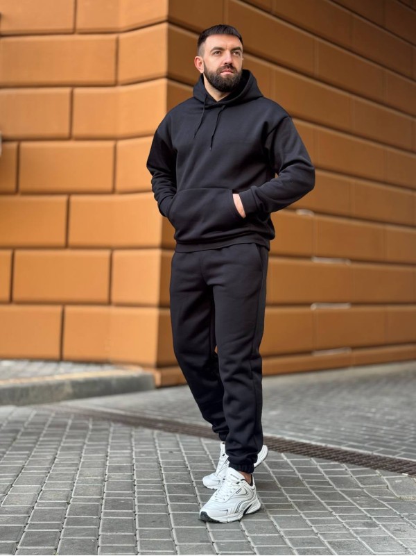 Теплий чоловічий костюм з капюшоном чорного кольору 35749