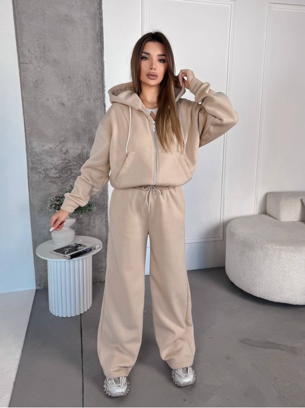 Жіночий спортивний костюм на флісi бежевого кольору 35758