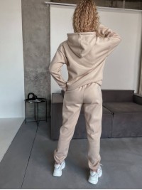Жіночий спортивний костюм на флісi з капюшоном бежевого кольору 35769