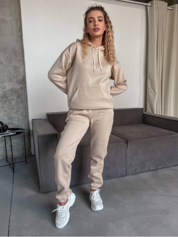 Жіночий спортивний костюм на флісi з капюшоном бежевого кольору 35769