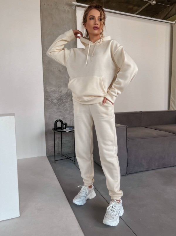 Жіночий спортивний костюм на флісi з капюшоном молочного кольору 35770
