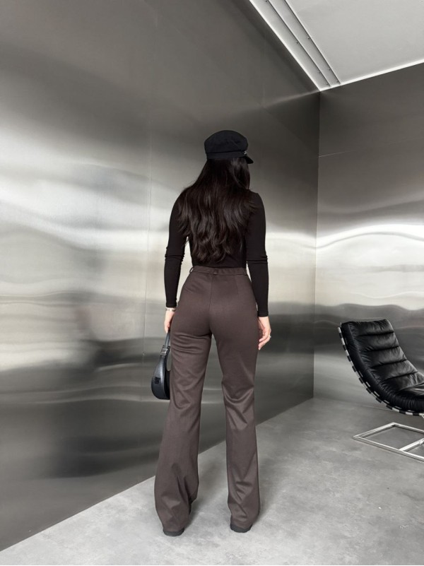 Жiночi теплi класичнi брюки коричневого кольору 35774