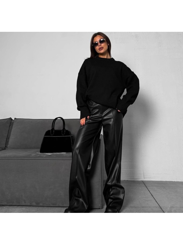 Жіночі штани кльош з еко-шкіри на флiсi чорного кольору 35797