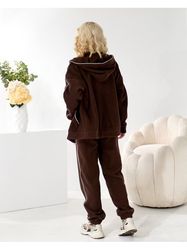 Жiночий теплий костюм на змiйцi коричневого кольору 35804