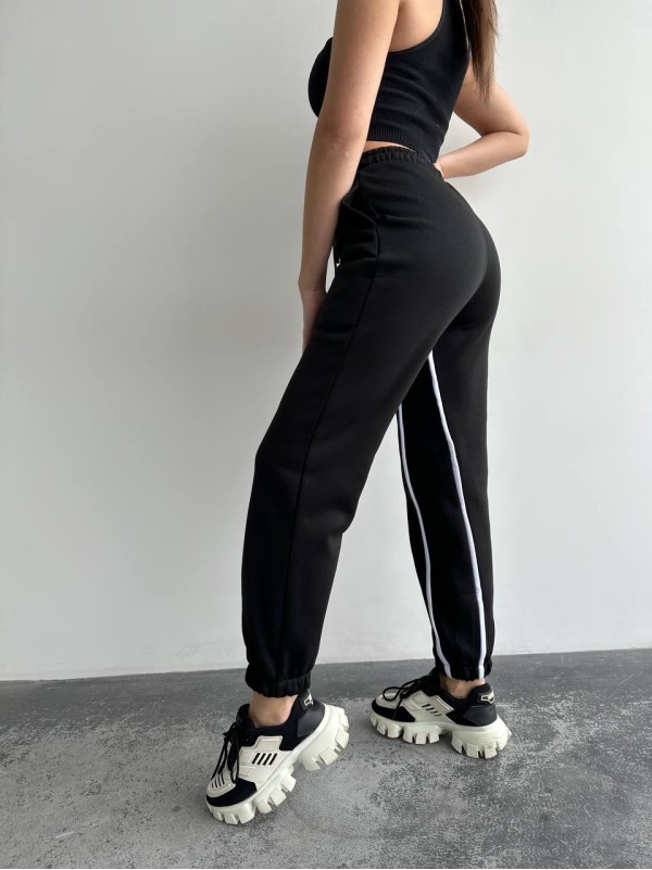 Жiночi спортивнi штани на флiсi чорного кольору 35806