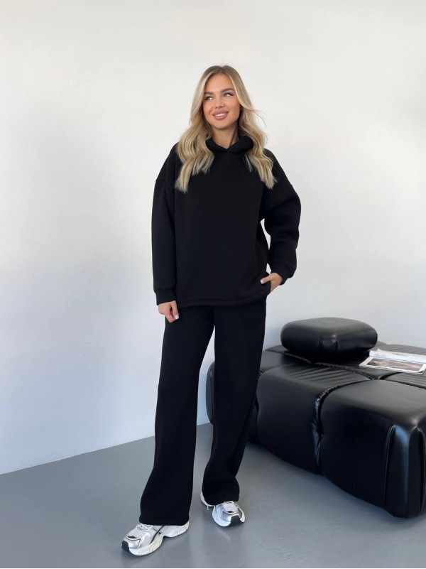 Теплий жiночий костюм з капюшоном чорного кольору 35810