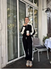 Жіночий теплий костюм з флісу чорного кольору 35816