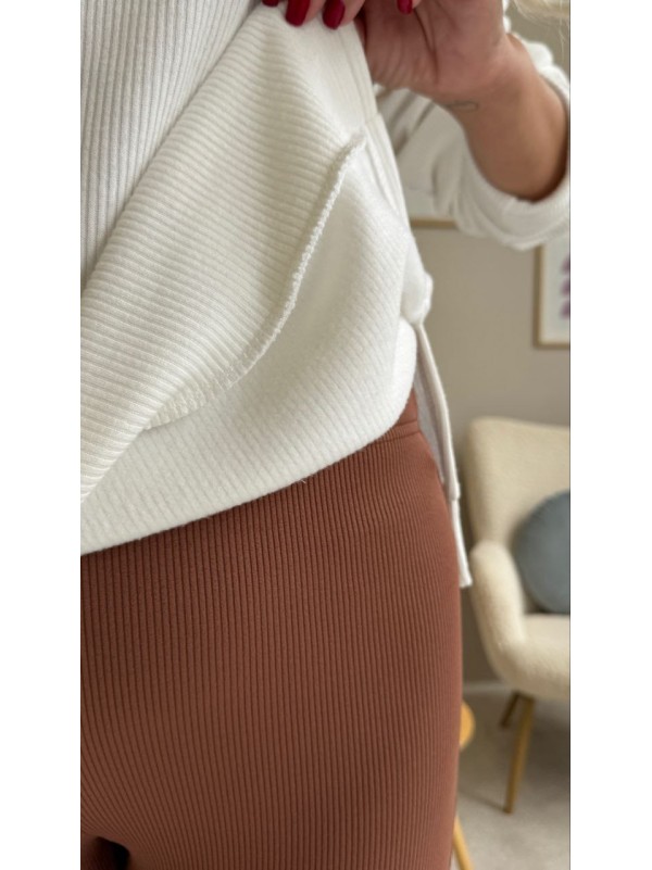 Теплий жiночий комплект лосiни+кофта молочного кольору 35823