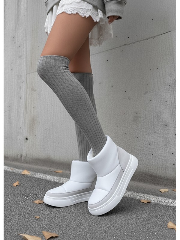 Жіночі уггі з натуральної шкіри (байка) білого кольору 35830