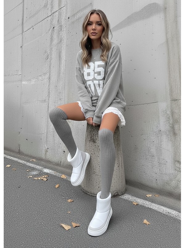 Жіночі уггі з натуральної шкіри (цигейка) білого кольору 35831