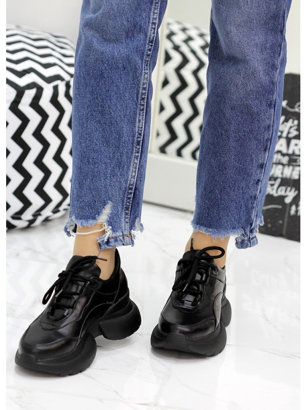 Жіночі кросівки з натуральної шкіри (байка) чорного кольору 35833