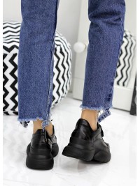 Жіночі кросівки з натуральної шкіри (хутро) чорного кольору 35834