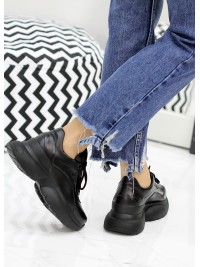 Жіночі кросівки з натуральної шкіри (хутро) чорного кольору 35834