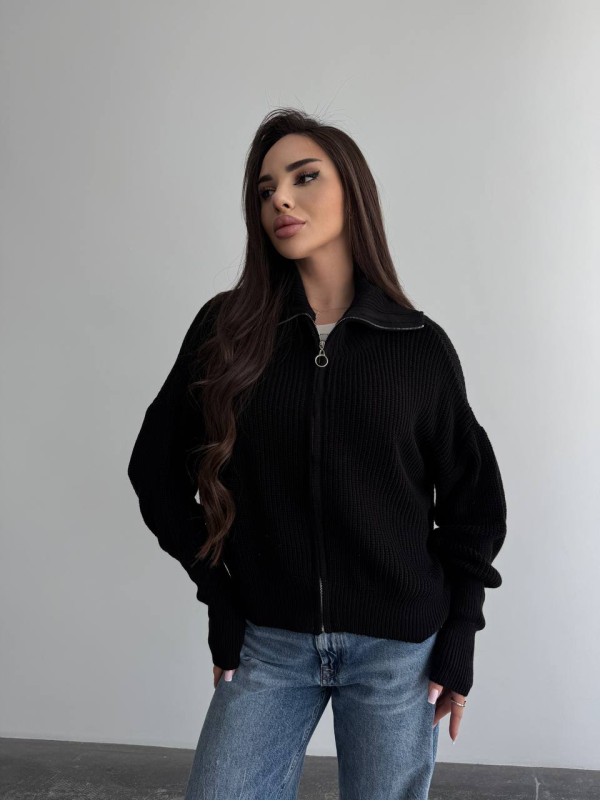 Базовий жіночий светр зi змiкою чорного кольору 35841