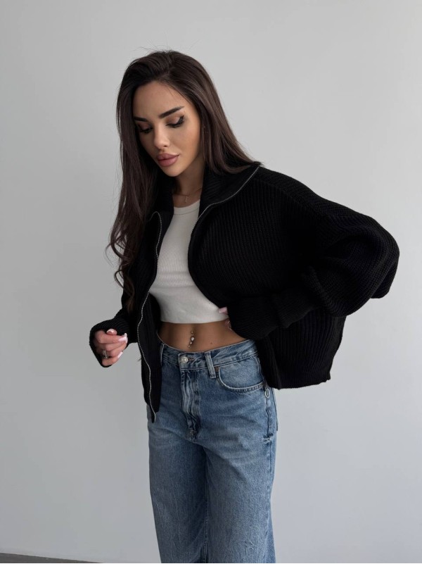 Базовий жіночий светр зi змiкою чорного кольору 35841