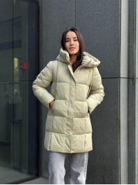 Жіноча демiсезонна куртка з капюшоном оливкового кольору 35862