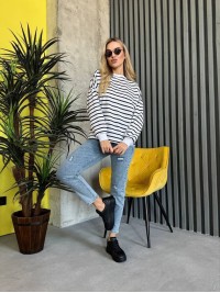 Жіноча кофта в полоску молочного кольору 35874