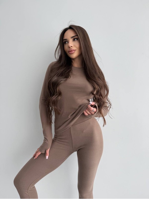 Жіночий базовий термокостюм кавового кольору 35880