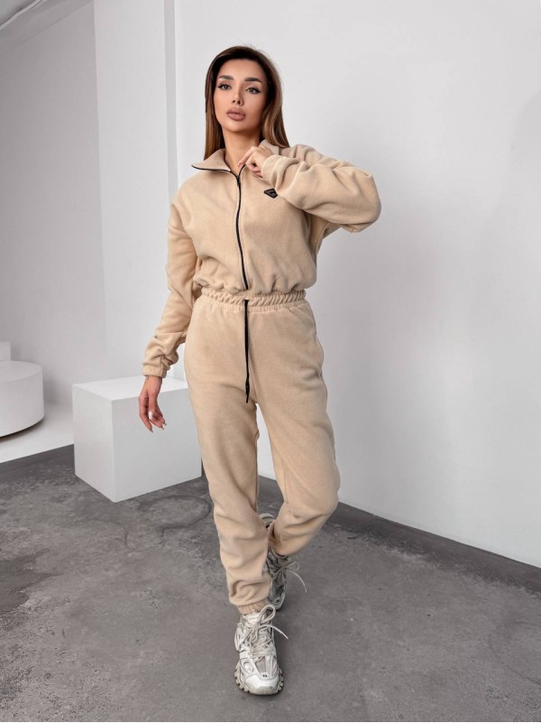 Жiночий теплий комбінезон iз флiса бежевого кольору 35893