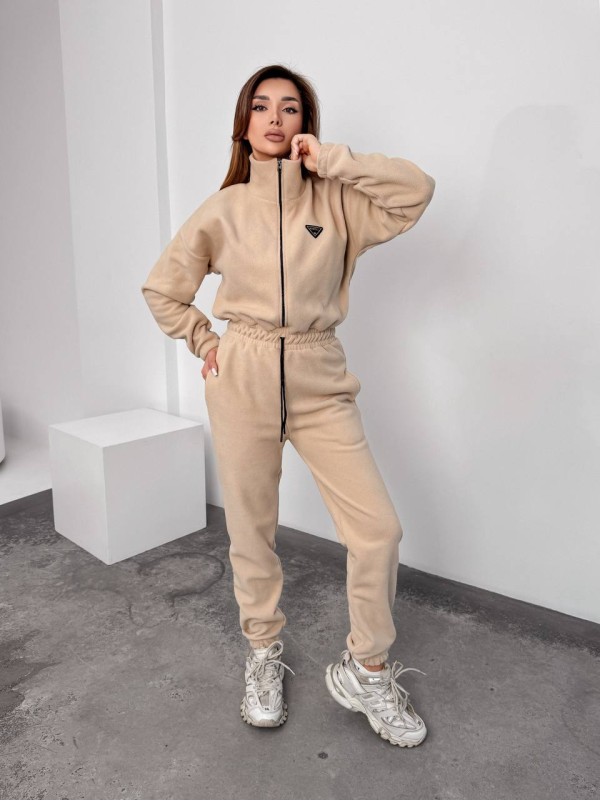 Жiночий теплий комбінезон iз флiса бежевого кольору 35893