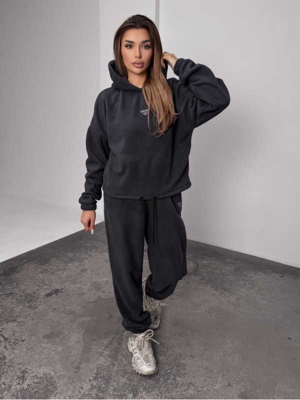 Жіночий костюм флісовий з капюшоном графiтового кольору 35897