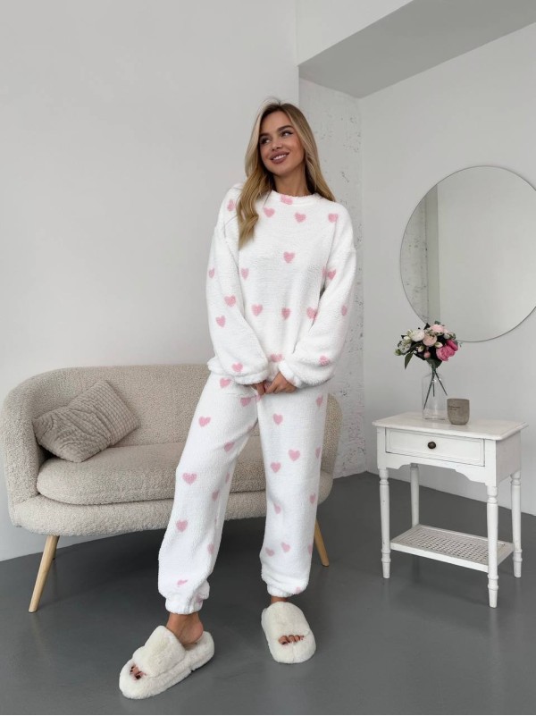 Жіночий теплий домашній костюм в сердце молочного кольору  35914