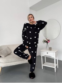 Жіночий теплий домашній костюм в сердце чорного кольору  35915