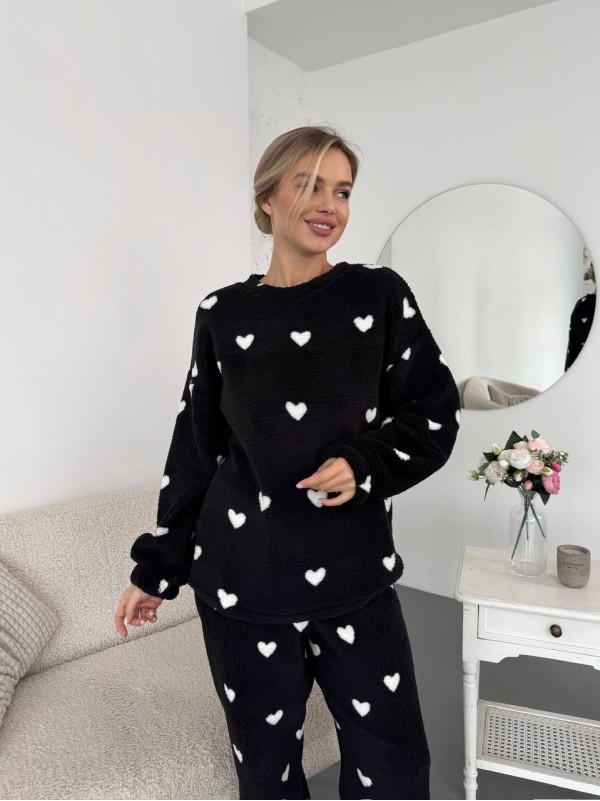Жіночий теплий домашній костюм в сердце чорного кольору  35915