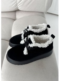 Жіночі черевики сноубутси з натуральної замші чорного кольору 35933