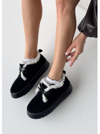 Жіночі черевики сноубутси з натуральної замші чорного кольору 35933