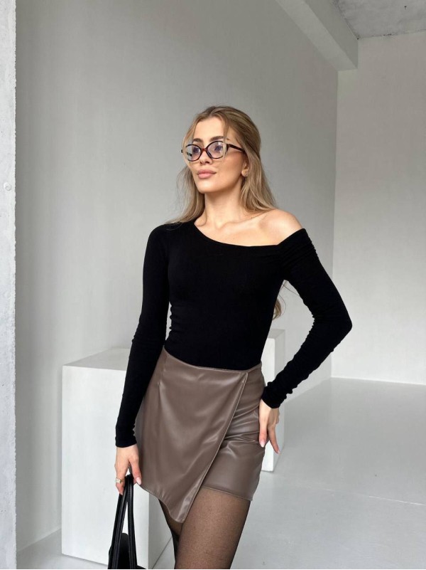 Жіноча спідниця-шорти з еко-шкiри кавового кольору 35934