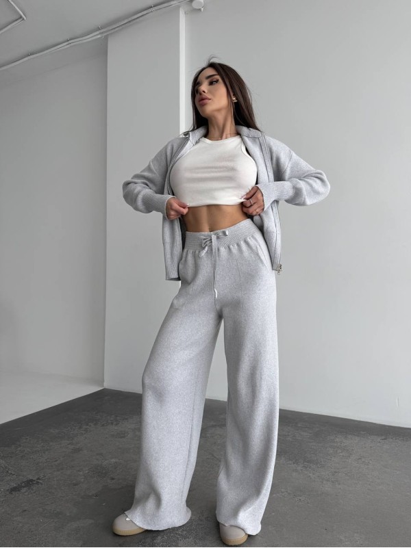 Жiночий прогулянковий костюм сiрого кольору 35954