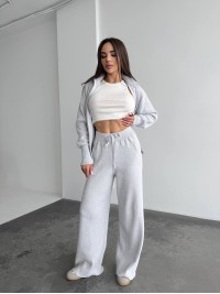 Жiночий прогулянковий костюм сiрого кольору 35954