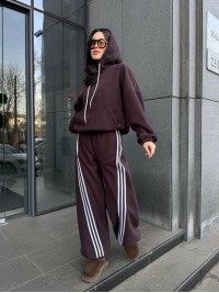 Жiночий теплий костюм iз флiса коричневого кольору 35970