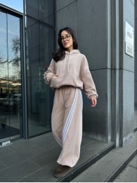 Жiночий теплий костюм iз флiса бежевого кольору 35972